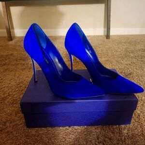 Sergio Rossi Size 39 Blue Pump